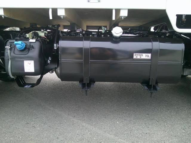 MITSUBISHI CANTER 2025 Image 31