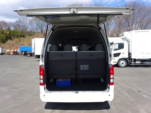 TOYOTA HIACE 2017 Image 31