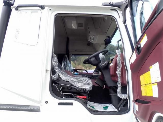 MITSUBISHI FUSOU SUPER GREAT 2025 Image 31