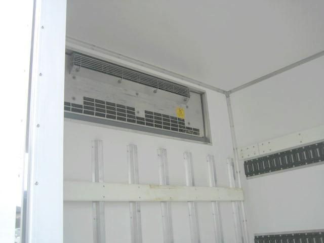 ISUZU ELF 2016 Image 31