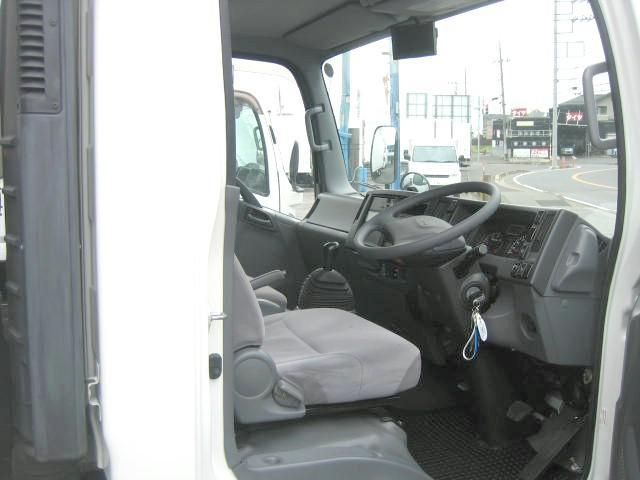 ISUZU ELF 2016 Image 31