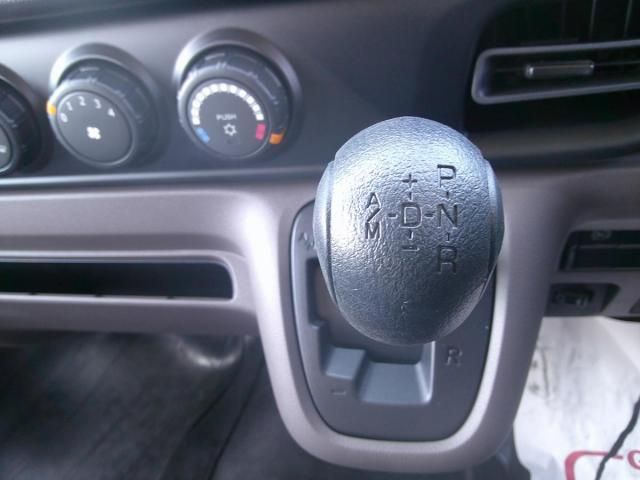 MITSUBISHI CANTER 2025 Image 31