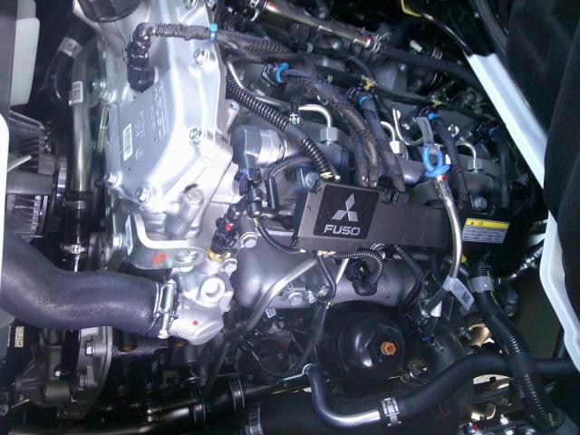 MITSUBISHI CANTER 2025 Image 31