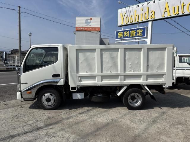 HINO DUTRO 2016 Image 31