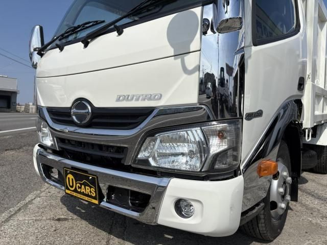 HINO DUTRO 2016 Image 31
