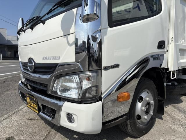 HINO DUTRO 2016 Image 31
