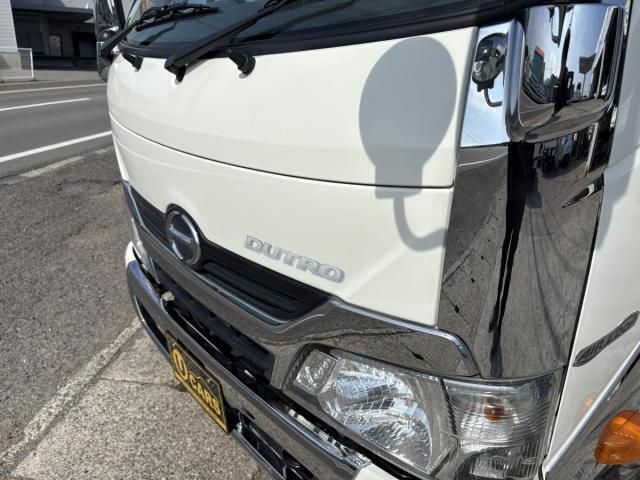 HINO DUTRO 2016 Image 31