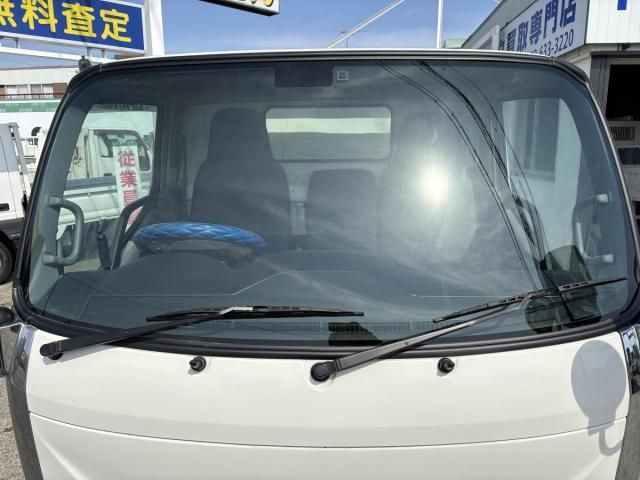 HINO DUTRO 2016 Image 31