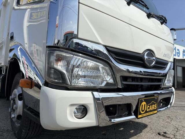 HINO DUTRO 2016 Image 31