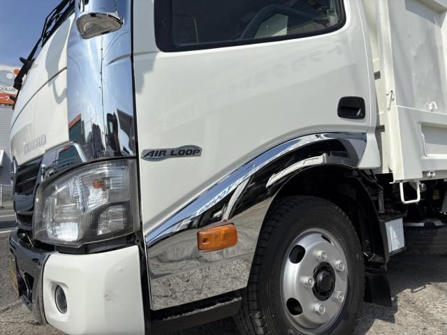 HINO DUTRO 2016 Image 31