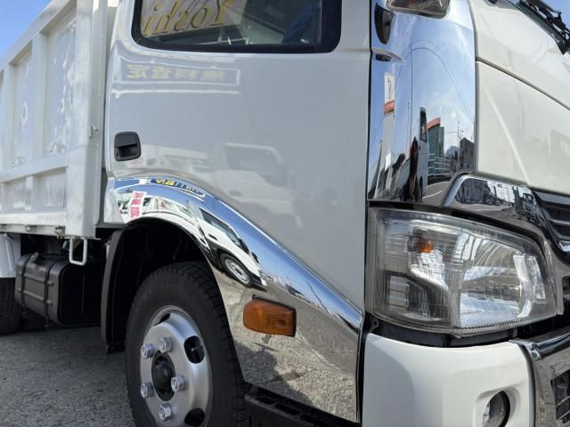 HINO DUTRO 2016 Image 31