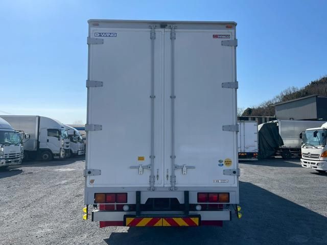 MITSUBISHI FUSOU SUPER GREAT 2024 Image 31