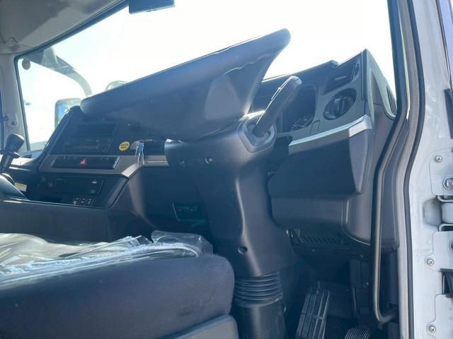 MITSUBISHI FUSOU SUPER GREAT 2024 Image 31