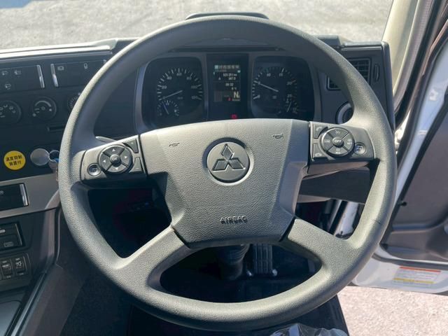 MITSUBISHI FUSOU SUPER GREAT 2024 Image 31