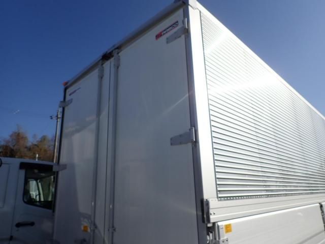 MITSUBISHI FUSOU FIGHTER 2025 Image 31