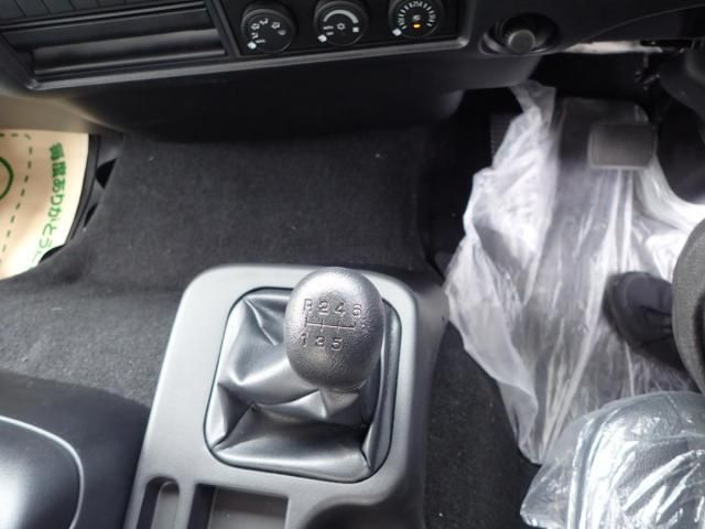 MITSUBISHI FUSOU FIGHTER 2025 Image 31