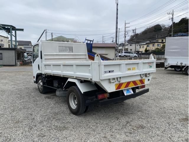 ISUZU ELF 2012 Image 31