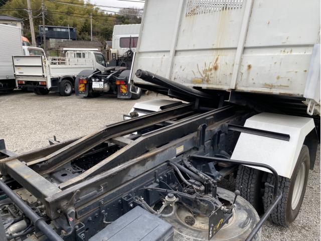 ISUZU ELF 2012 Image 31