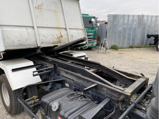 ISUZU ELF 2012 Image 31