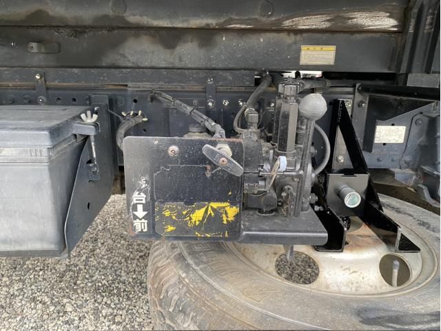 ISUZU ELF 2012 Image 31