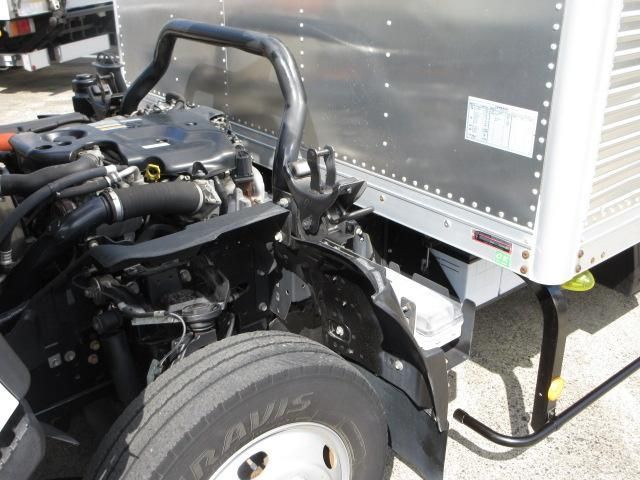 ISUZU ELF 2017 Image 31