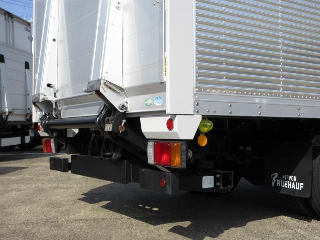 ISUZU ELF 2017 Image 31