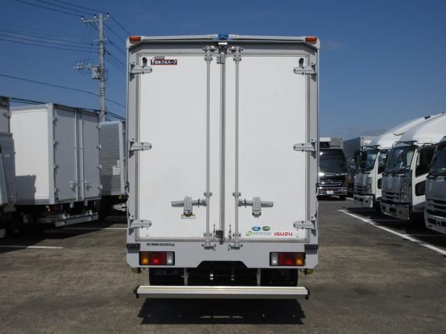 ISUZU ELF 2020 Image 31
