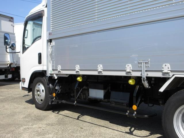 ISUZU ELF 2020 Image 31