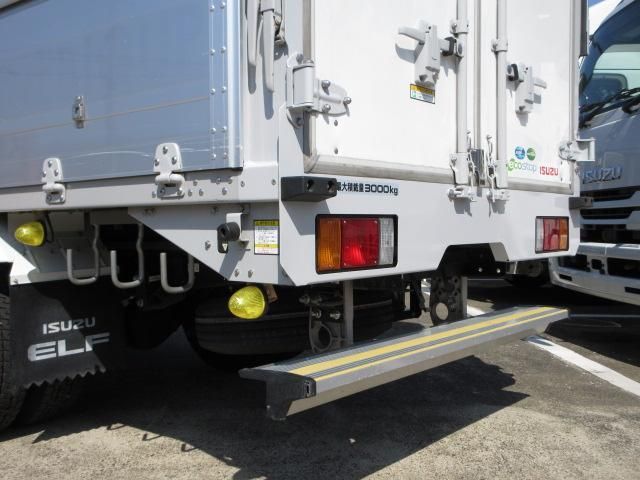 ISUZU ELF 2020 Image 31