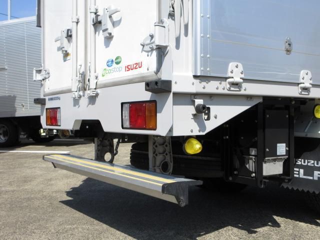 ISUZU ELF 2020 Image 31