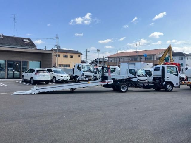 ISUZU ELF 2023 Image 31