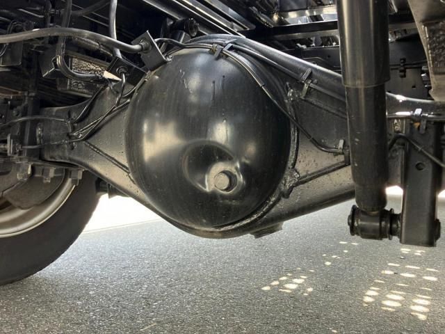 ISUZU ELF 2023 Image 31