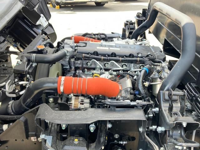 ISUZU ELF 2023 Image 31