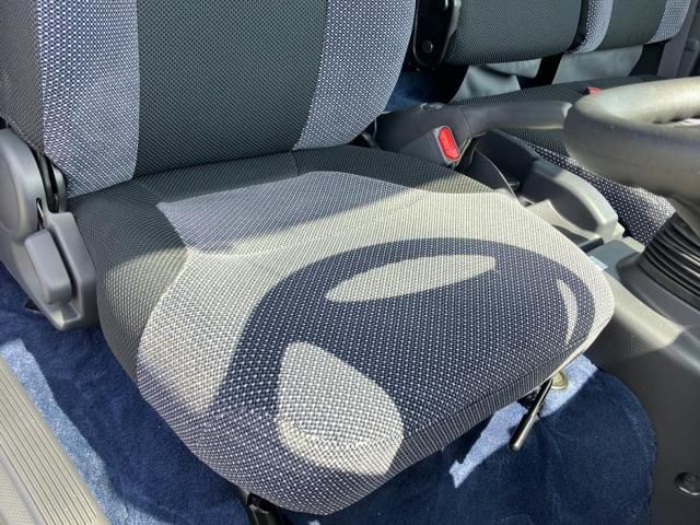 ISUZU ELF 2023 Image 31