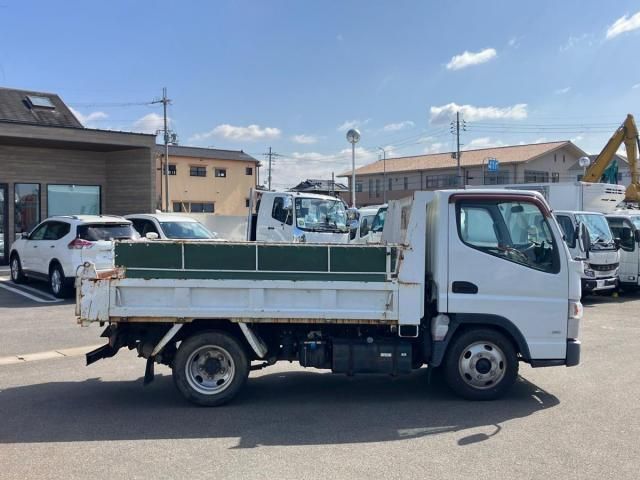 MITSUBISHI CANTER 2011 Image 31
