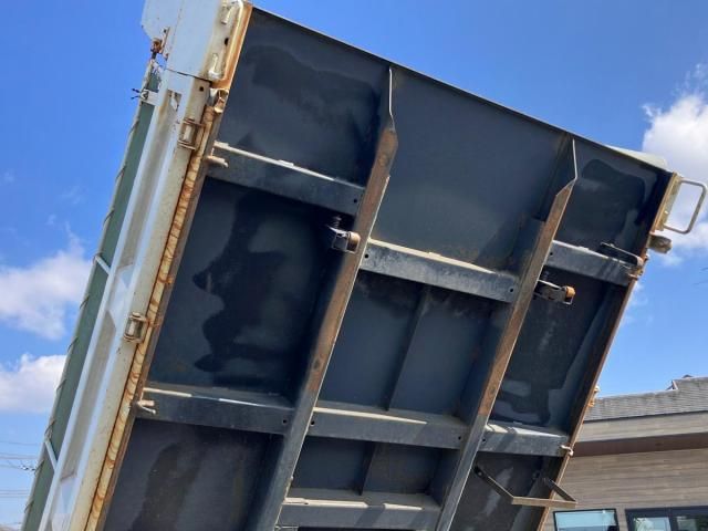 MITSUBISHI CANTER 2011 Image 31