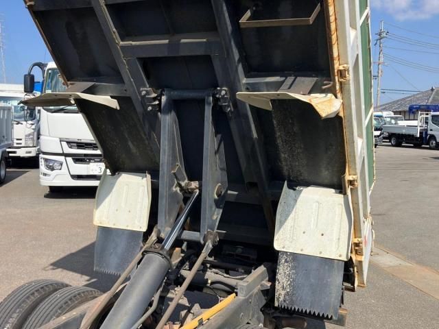 MITSUBISHI CANTER 2011 Image 31
