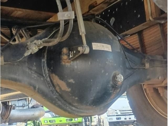 MITSUBISHI FUSOU FIGHTER 2014 Image 31