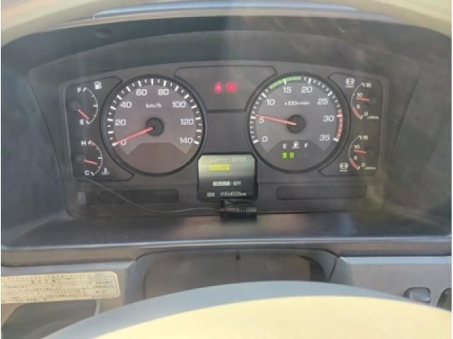 MITSUBISHI FUSOU FIGHTER 2014 Image 31