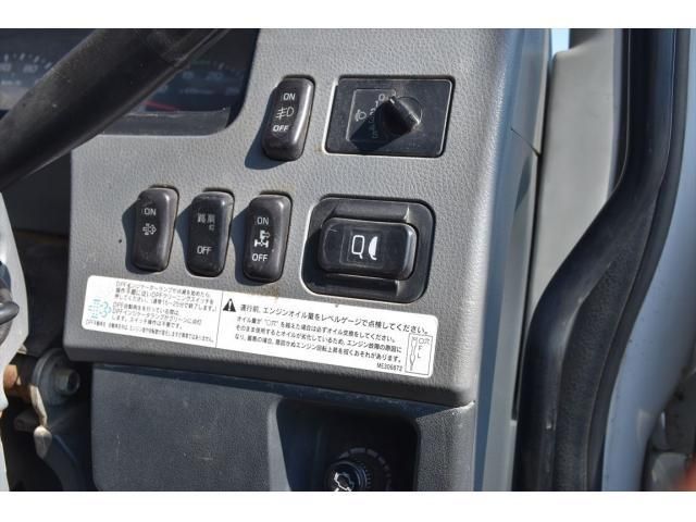 MITSUBISHI FUSOU FIGHTER 2016 Image 31