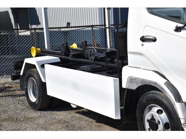 MITSUBISHI FUSOU FIGHTER 2016 Image 31