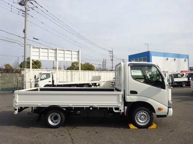 TOYOTA DYNA 2026 Image 31