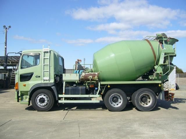 HINO PROFIA 2014 Image 31