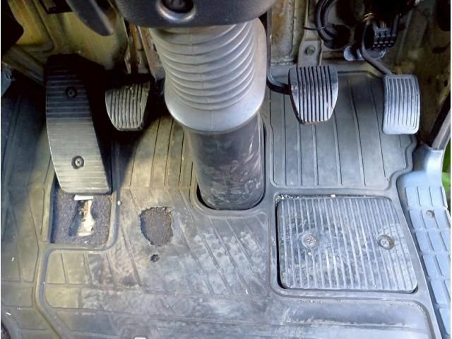 HINO RANGER 2005 Image 31