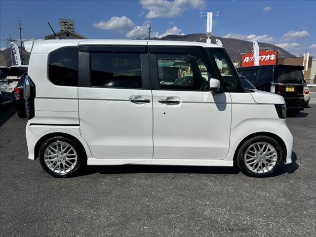 HONDA N BOX CUSTOM 2021 Image 31