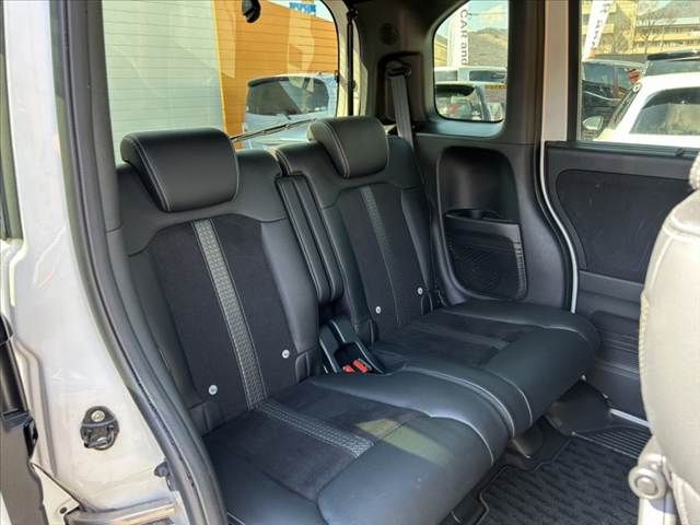 HONDA N BOX CUSTOM 2021 Image 31