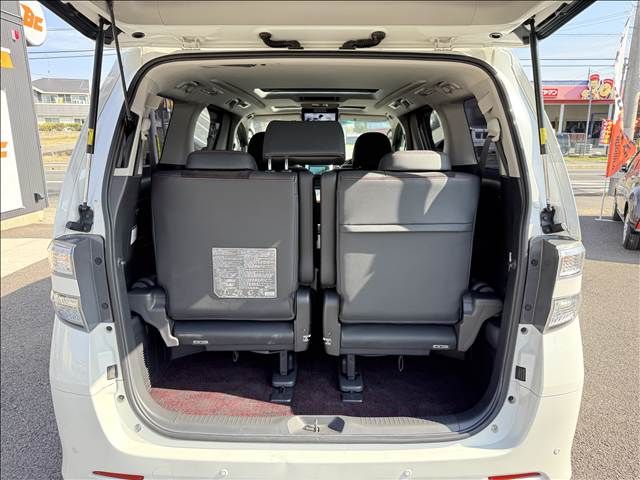 TOYOTA VELLFIRE 2013 Image 31