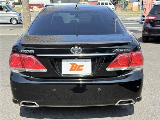 TOYOTA CROWN SEDAN 2011 Image 31