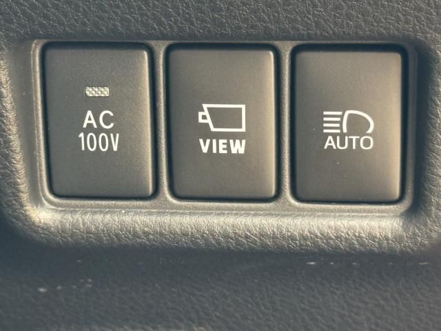 TOYOTA C-HR 2020 Image 31