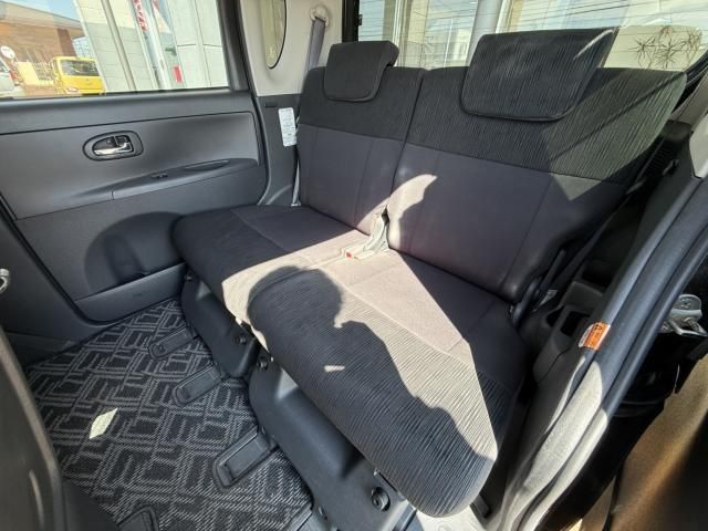 DAIHATSU TANTO CUSTOM 2013 Image 31